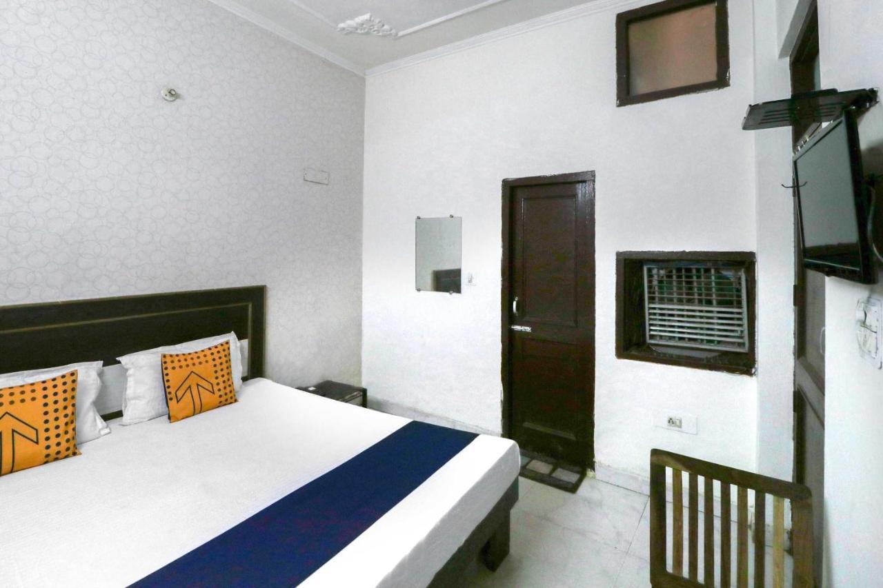 Hotel O Sun City 42 Chandigarh Exterior photo